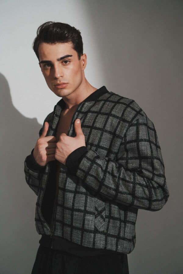 Check Bomber - Image 3