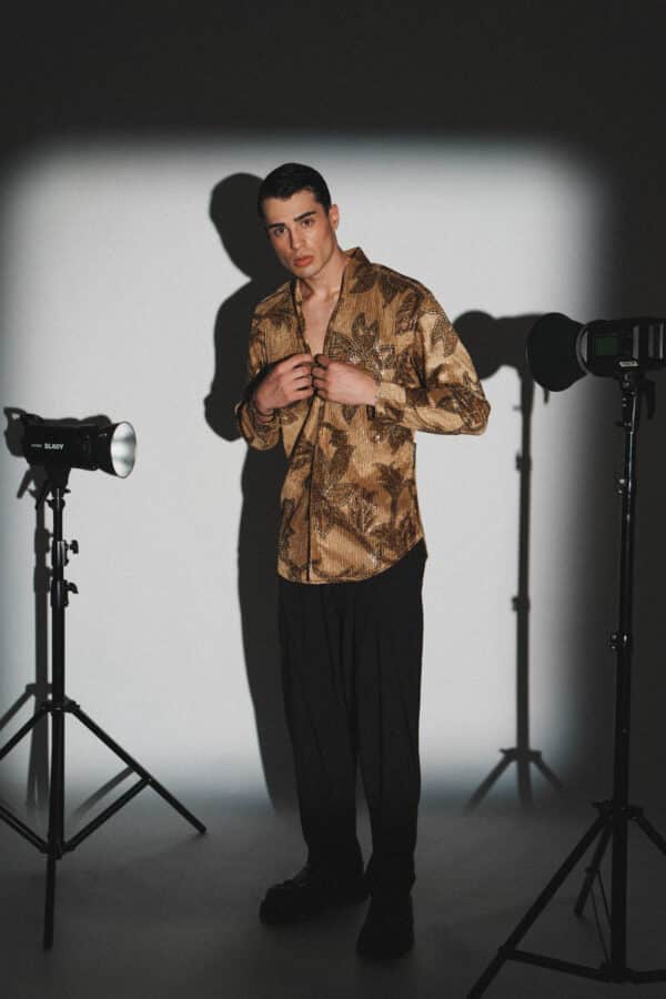 V Lotus Shirt - Image 3