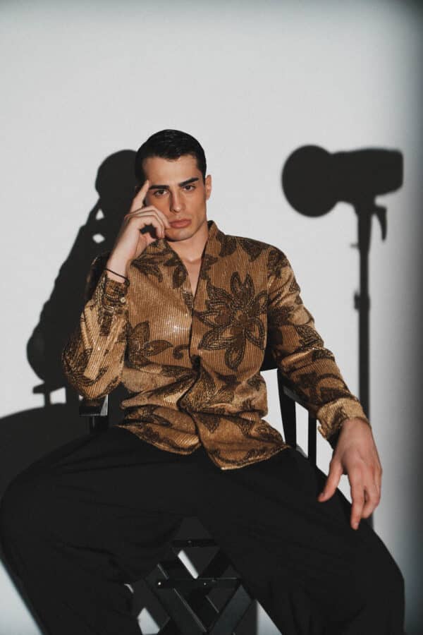 V Lotus Shirt - Image 7