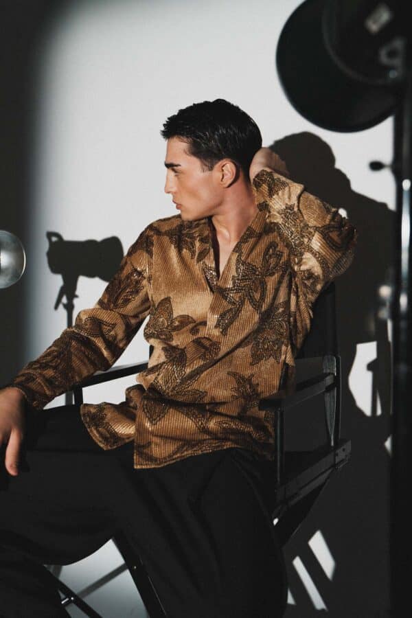 V Lotus Shirt - Image 8