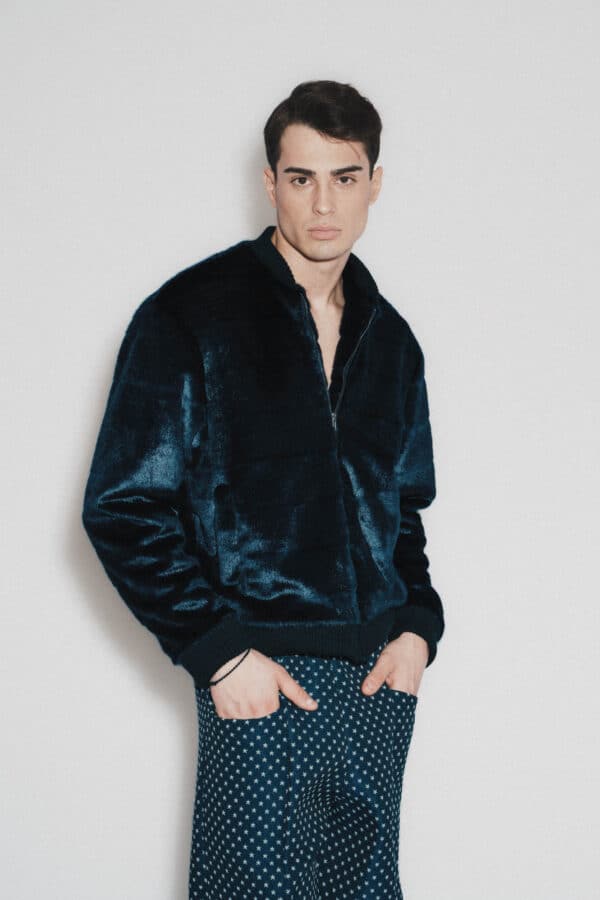 Mindnight Fur Bomber